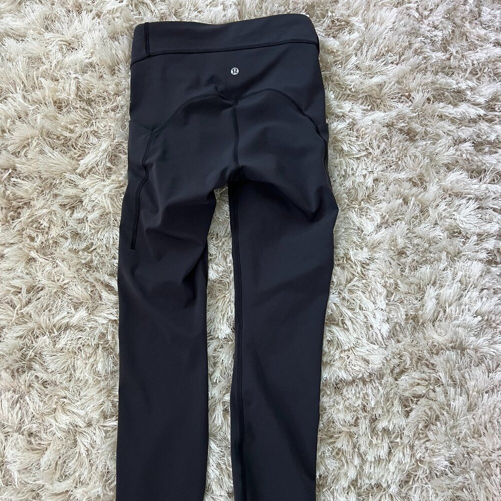 Lululemon Leggings Size 4 in Black